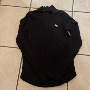 🩷 Mock neck Abercrombie long sleeve